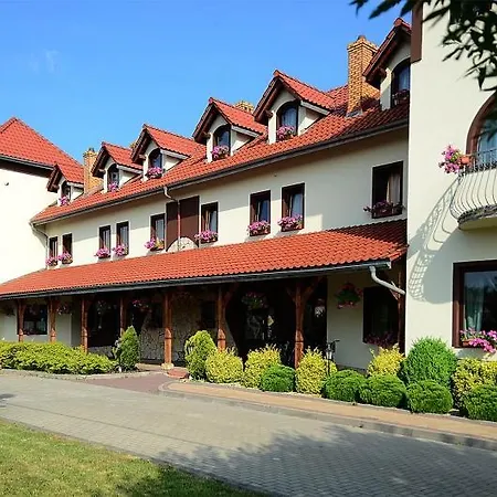 Tyniecki 3* Krasków